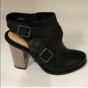 Kristin Cavallari for Chinese Laundry Booties